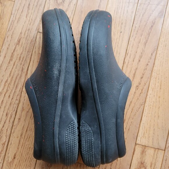 Halloween Crocs Clog On The Clock Work Slipon Food Service Shoe Red Splatter - Picture 8 of 14